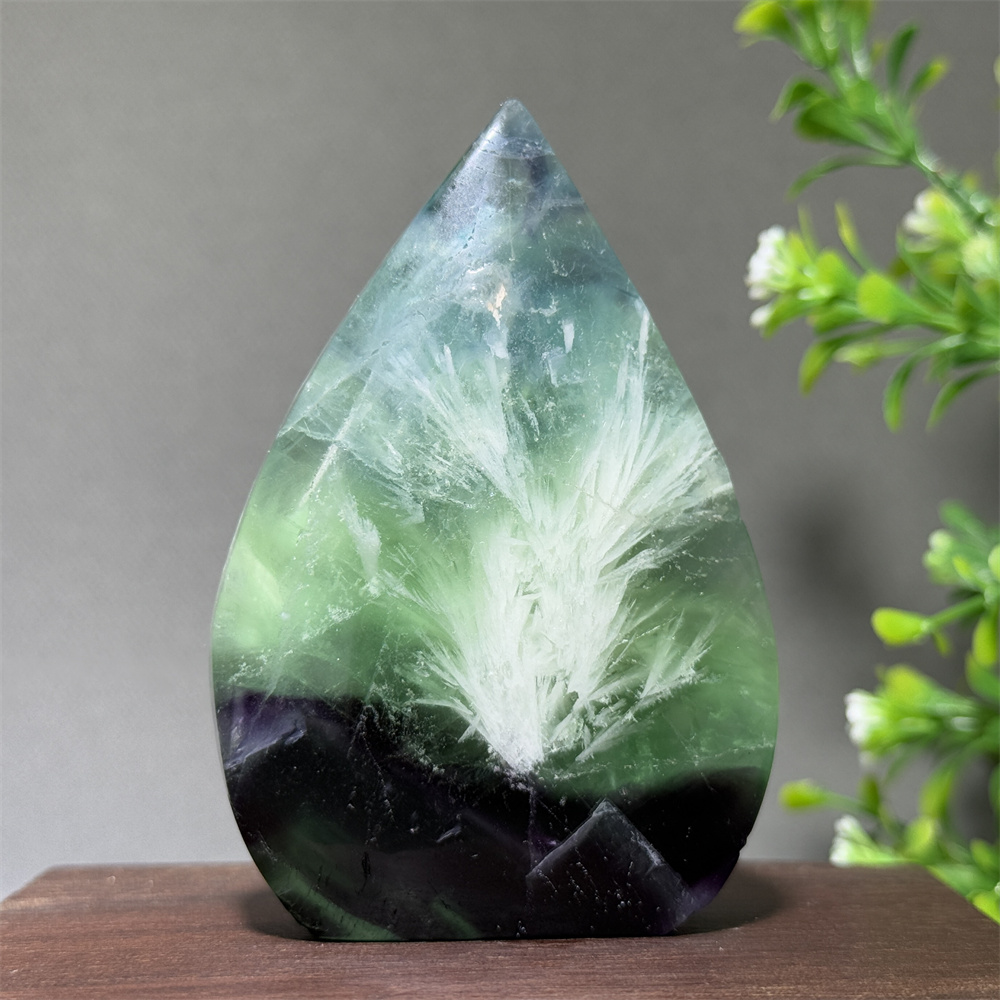Natural Mineral Quartz Fluorit - Renewable Energy Infrastructure recension och pris